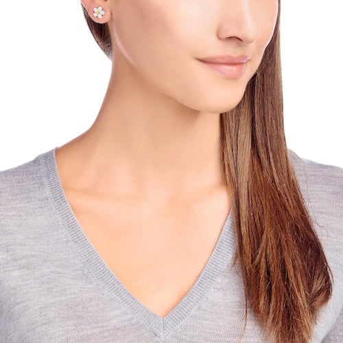 سلسال زهره مع حلق بشعار سوارفسكي