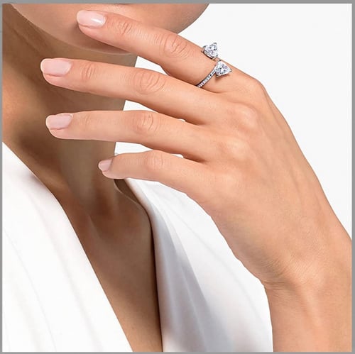 خاتم على شكل قلب قابل للتعديل مناسب لجميع المقاسات...