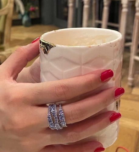 خاتم الهبة الأزرق من سوارفسكي