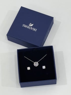 سلسال وحلق بكرستال أبيض متحرك من سوارفسكي