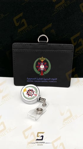 محفظة بطاقة القوات البحرية اسود مع تعليقة ابيض فضي