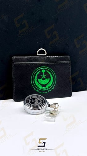 محفظة بطاقة عمل (911) مع تعليقة فضي اسود