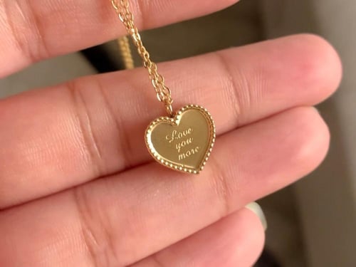 قلادة ( احبك اكثر )