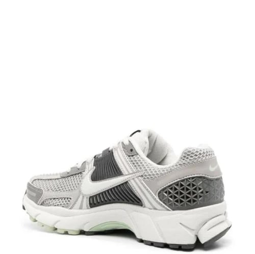 Nike Vomero 5 "Cobblestone