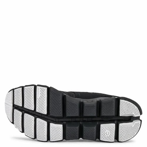 Cloud X 3 Sneaker in Black