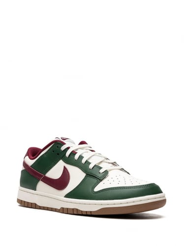 Nike dunk SB low “Retro Gorge Green