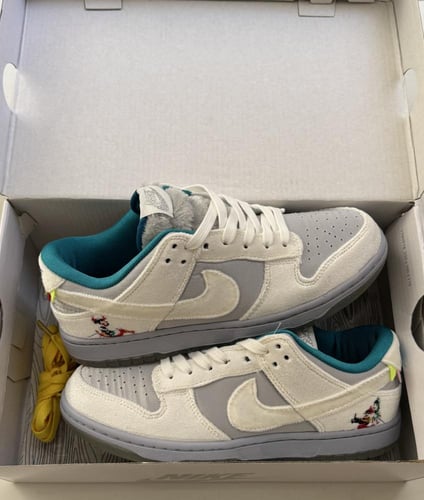 Dunk Low "Ice" sneaker