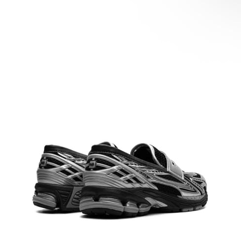 New balance 1906L " metallic/black" sneakers