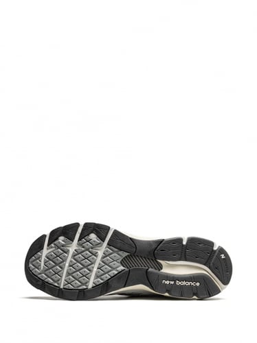 New Balance 2002R Marblehead low-top