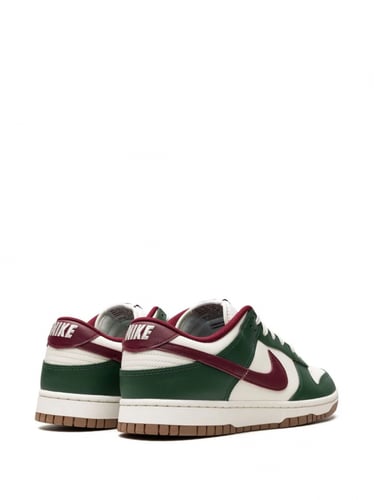 Nike dunk SB low “Retro Gorge Green