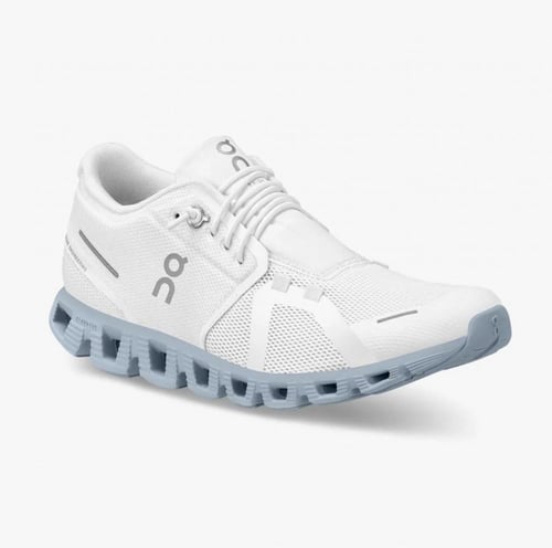 On cloud “white chambray