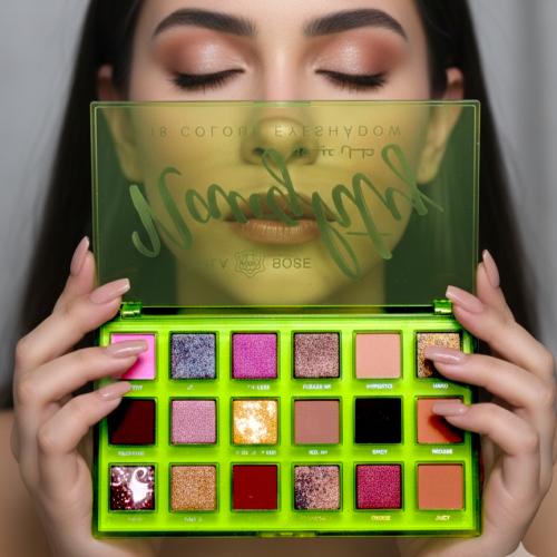 ظل عيون باليت كبير من داليا روز B باليت ظل العيون...