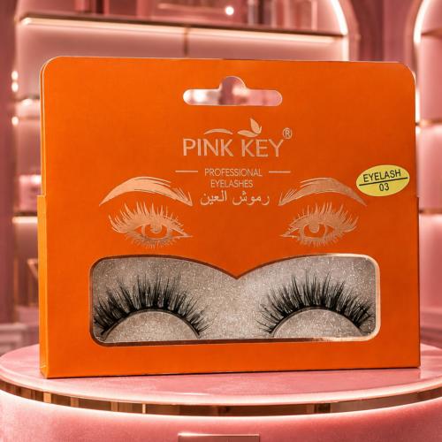 رموش Pink Key تمنحك إطلالة ساحرة ولمسة فاخرة لكل م...