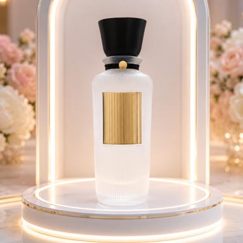 عطر كلاسك ( 25مل ) لأن الليل لا يكون ساحرًا إلا ب...