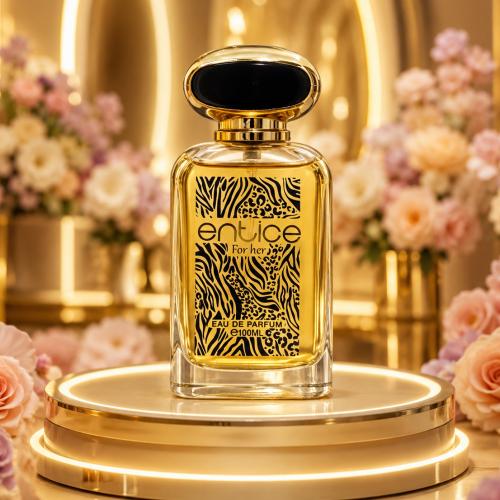 انطلقي في رحلة من الأنوثة والجاذبية مع عطر Entice...