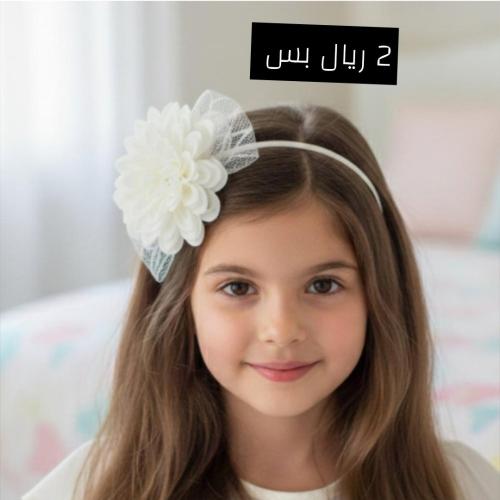 طوق شعر ورد يتميز بتصميم عصري لافت للنظر، مثالية ل...