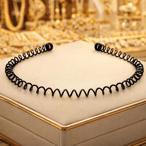 طوق شعر يتميز بتصميم عصري لافت للنظر، مثالية لإضاف...