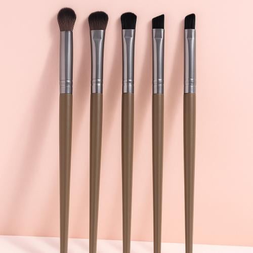 طقم فرش مكياج فرش مكياج احترافية من مكونات صناعية...