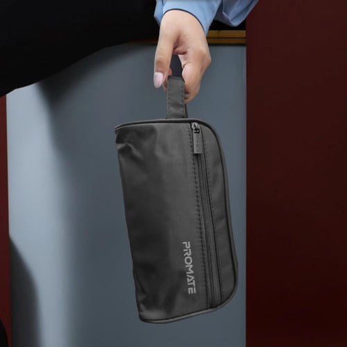 حقيبة يد أنيقة من بروميت بتصميم عملي وعصري، تتميز...