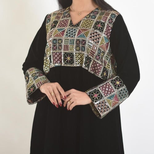 جلابية أنيقة مخمل أسود