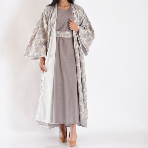 جلابية طقم من قطعتين ( بشت مطرز - فستان داخلي)