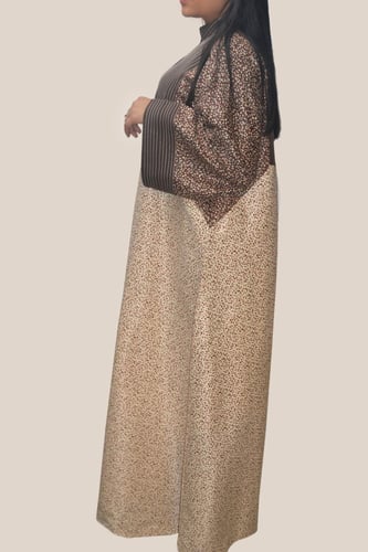 جلابية بني منقط