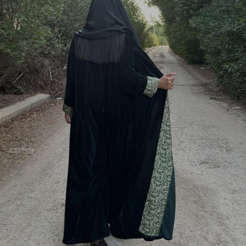 ياقة شتوي زيتي 24