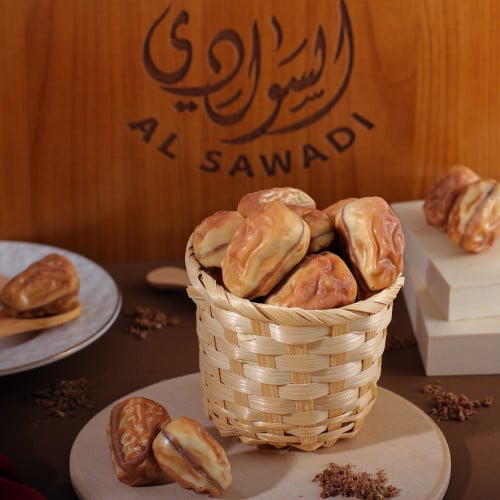 شوكلاتة بشكل التمر