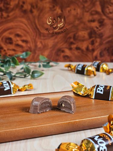 شوكولاتة ايطالي محشية بكريمة البندق و حبات البندق