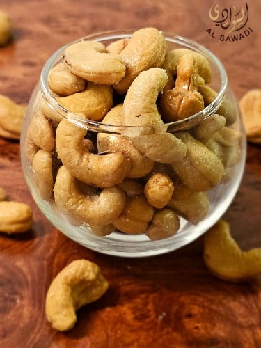 كاجو صغير مالح رش