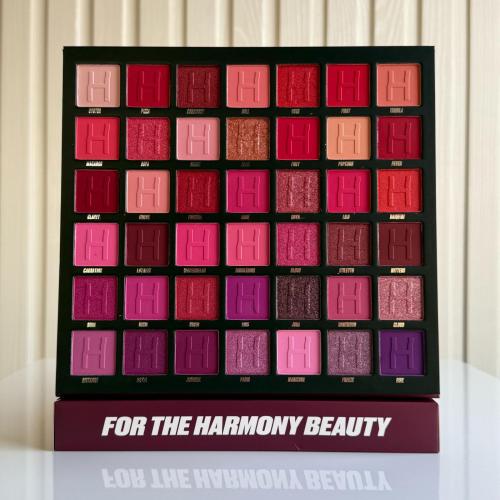 مجموعة ظلال العيون بيريز 42 لون من هارموني بيوتي