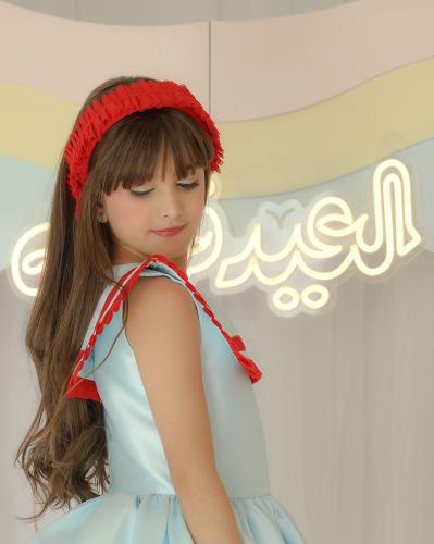 طوق أحمر