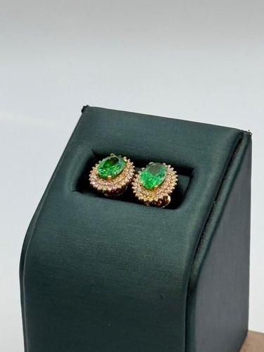 حلق الماس عيار 18