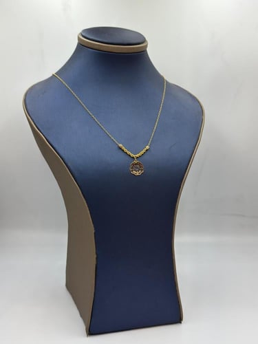 عقد ذهب عيار 21