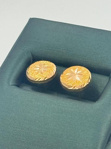 Earring 18K - حلق عيار 18