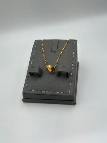Necklaces 18K