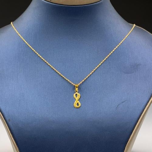 عقد ذهب عيار 18
