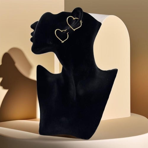 حلق قلب ذهب عيار 18
