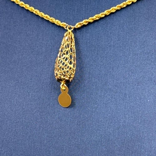 عقد ذهب عيار 21