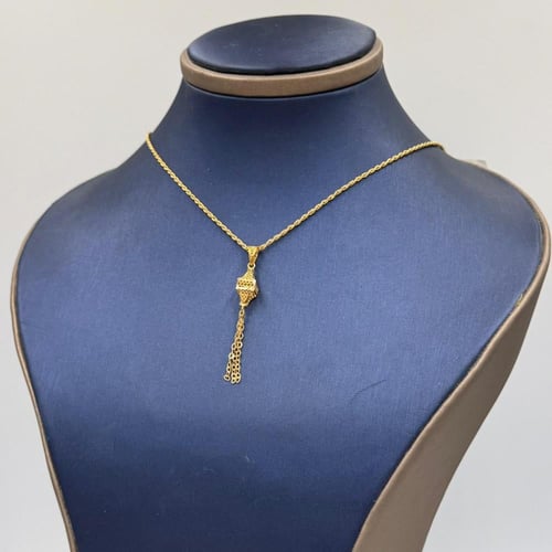 عقد ذهب عيار 21