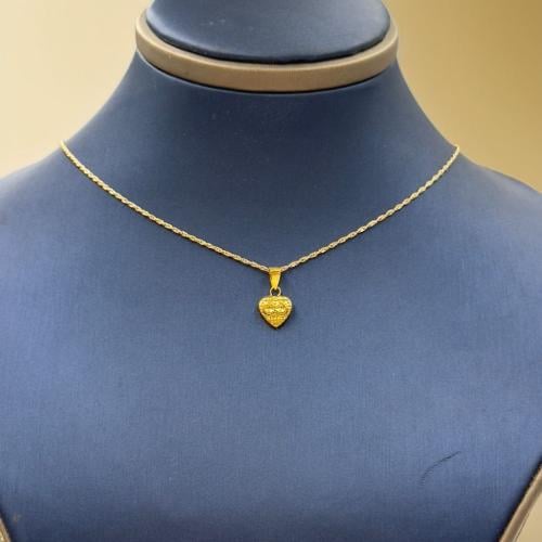 sعقد قلب ذهب عيار 18