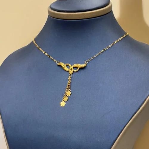عقد ذهب عيار 21