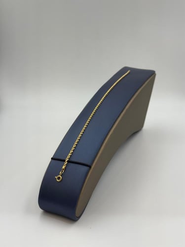 اسوارة مبروم ذهب عيار 18