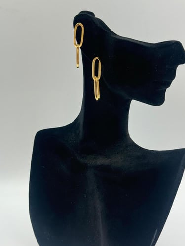 Earring 18K - حلق عيار 18