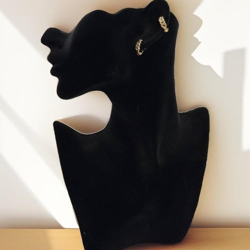 حلق ذهب عيار 18