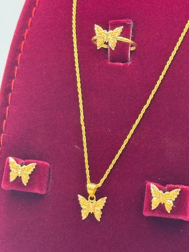 SET 18K - نص طقم عيار 18