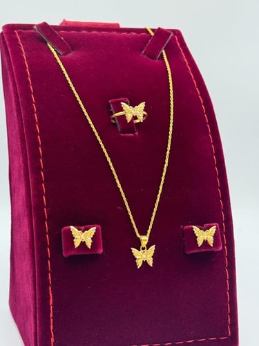 SET 18K - نص طقم عيار 18