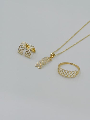 طقم ذهب عيار 18