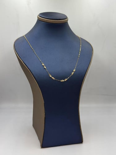 عقد ذهب عيار 18