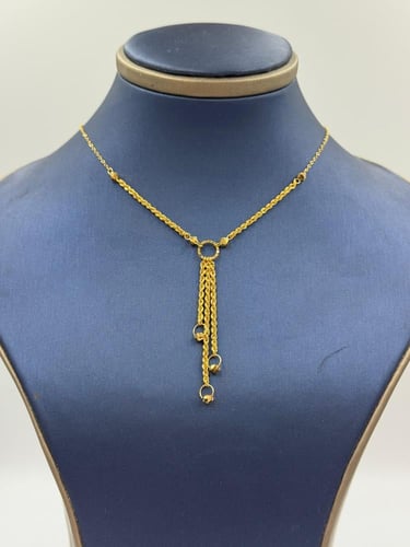 عقد ذهب عيار 21